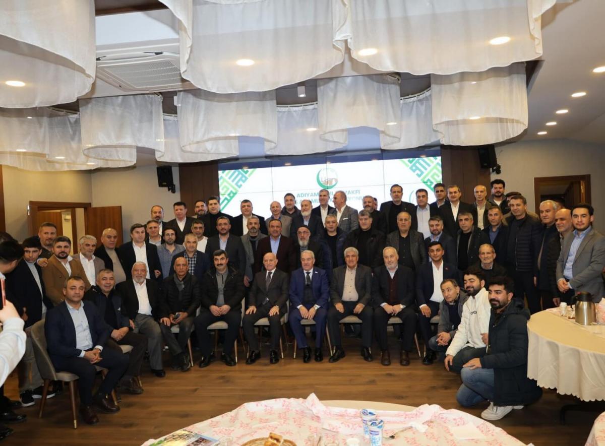 Sektör buluşmaları kapsamında, Genel Başkanımız Hasan Göksu’nun katılımıyla; mütevelli heyeti ve yönetim kurulu üyelerimizle birlikte, tekstil ve saraciye alanında faaliyet gösteren hemşerilerimizle vakfımızda bir araya geldik.